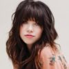 Carly Rae Jepsen : Pour les 10 ans de Call Me Maybe, elle réimagine la cover du disque